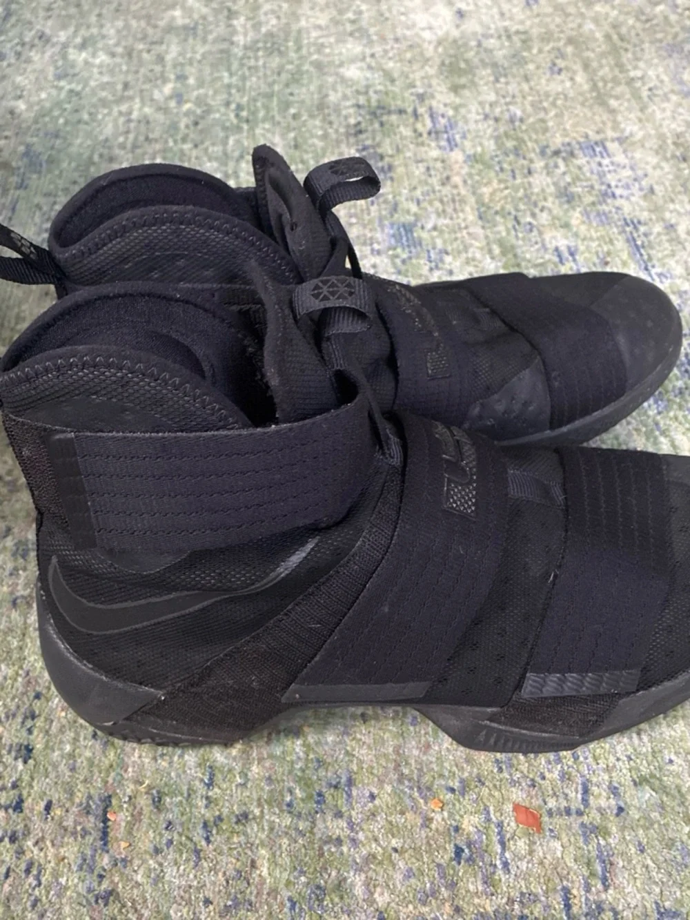Nike Kids Black High-Top Strap Sneakers